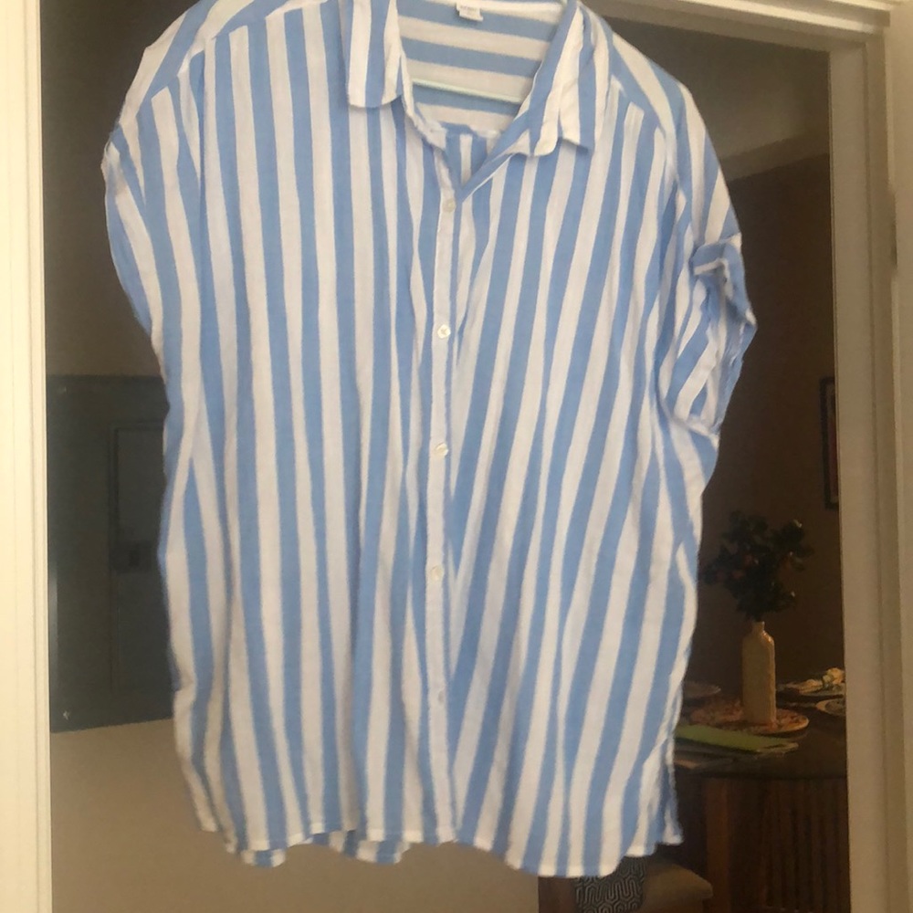 Old Navy top